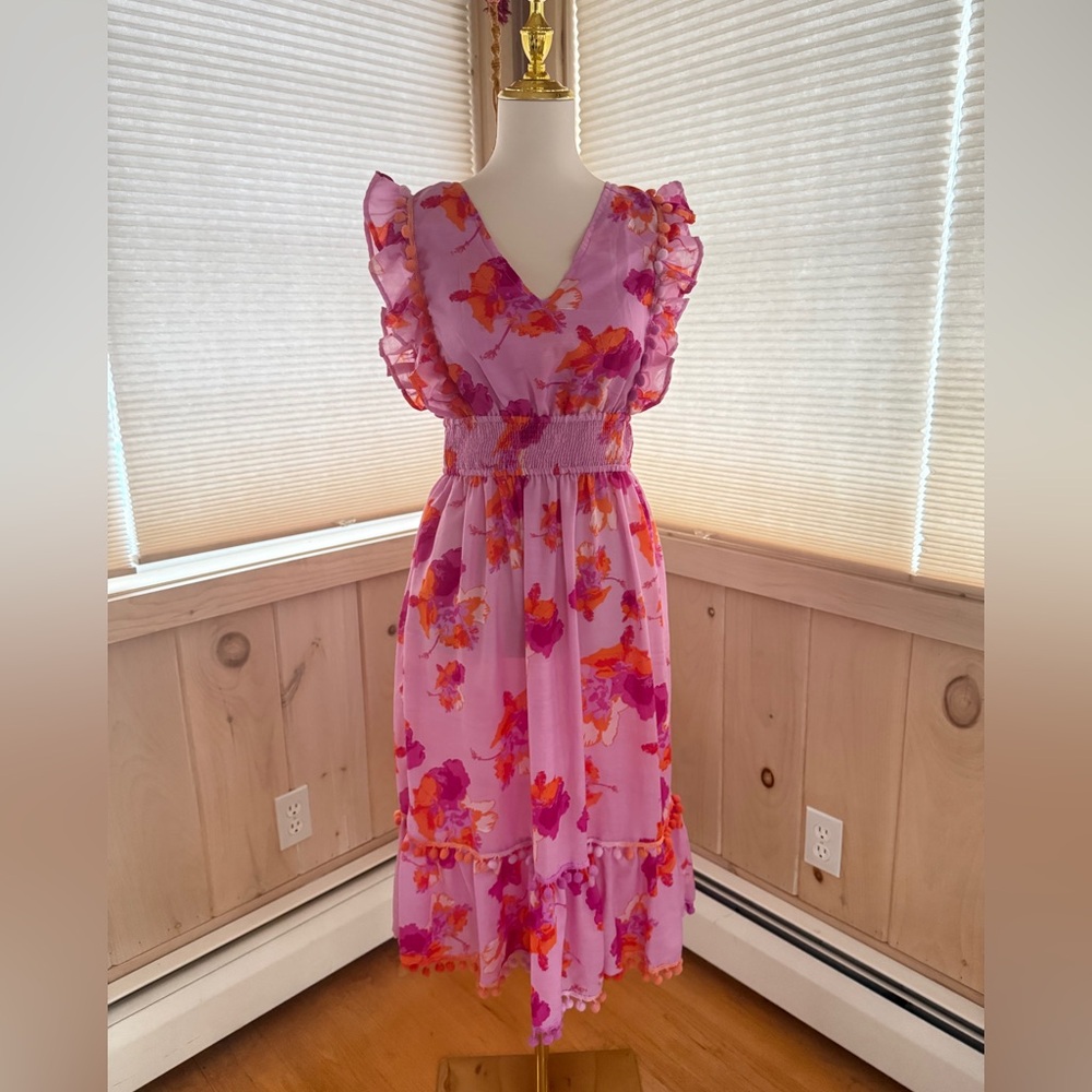 America and Beyond pink floral open back dress size small/medium
